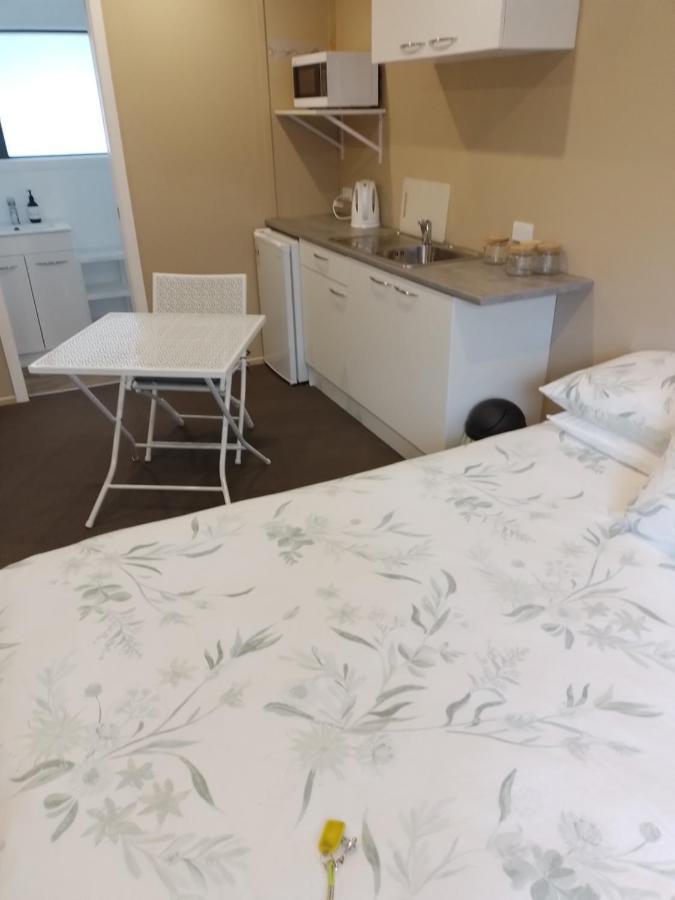 Best Budget Bed And Ensuite - Private Access Close To Beach Waihi Exterior photo